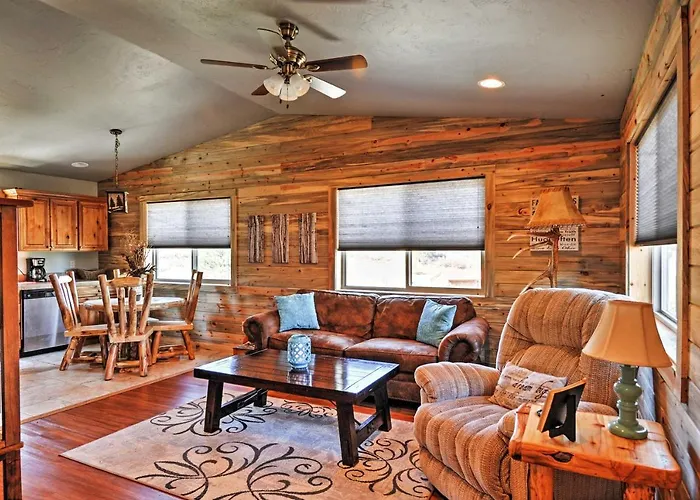 Pagosa Springs Escape W/ Deck, Hot Tub & Grill!